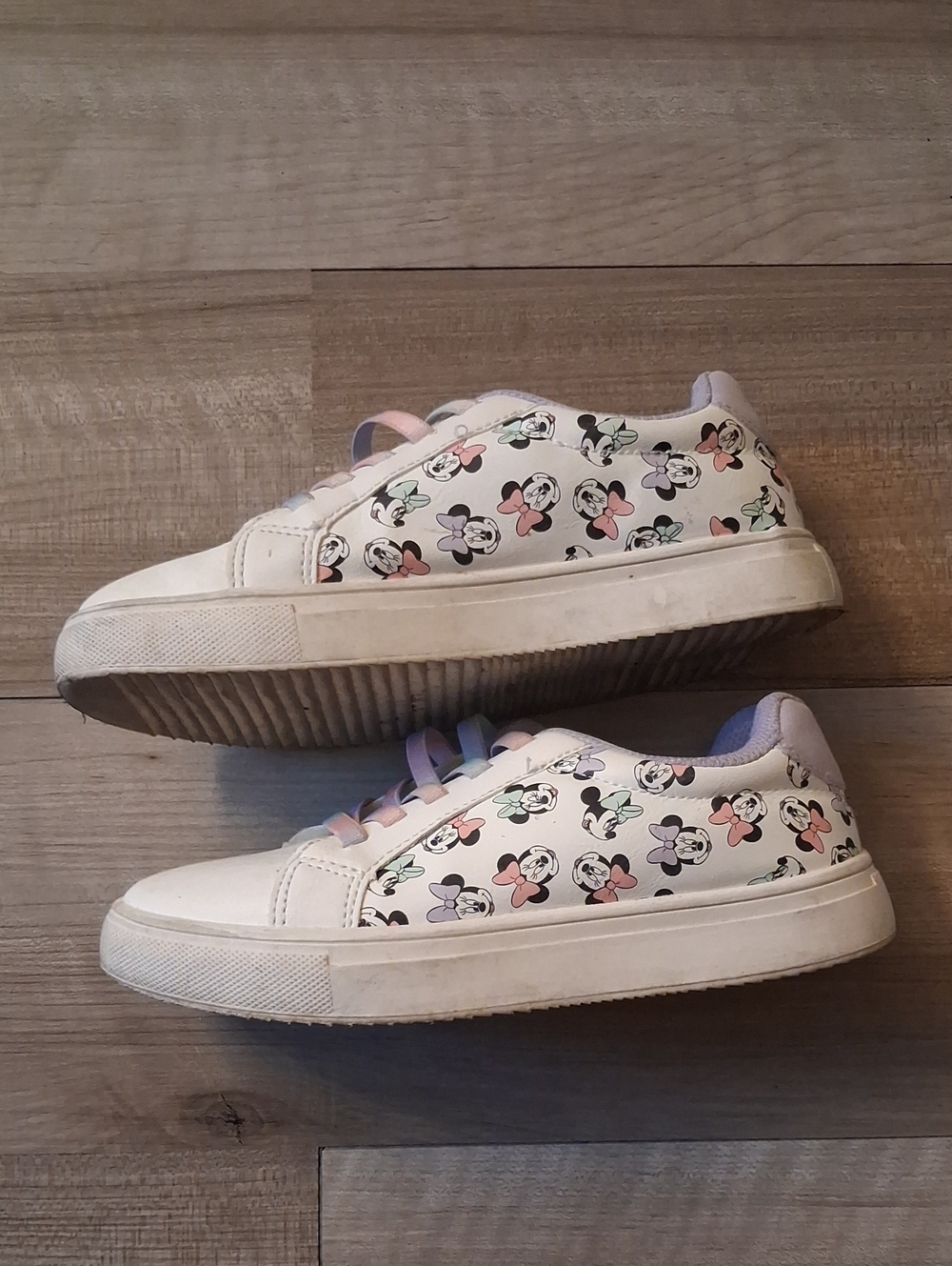 Disney White Sneakers with Pastel Pink, Purple and Mint Minnie Mouse Size 2